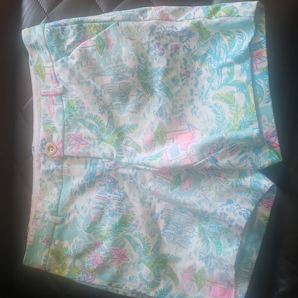 Lilly Pulitzer shorts - Picture 1 of 4